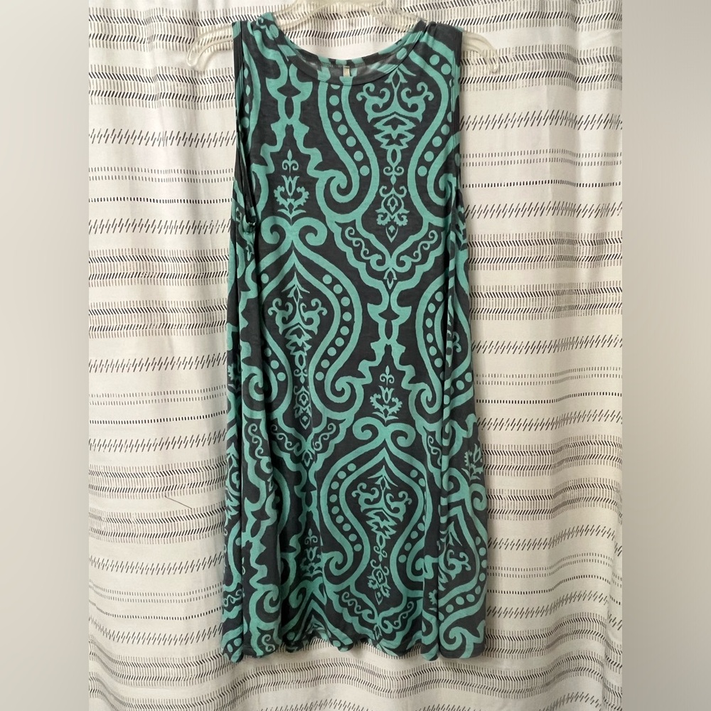 Light weight dress